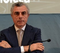 Mauro Moretti lascia le Ferrovie dello Stato per Finmeccanica