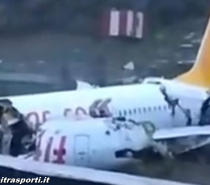 Istanbul, Boeing 737-800 esce di pista e si schianta: 3 morti e 157 feriti