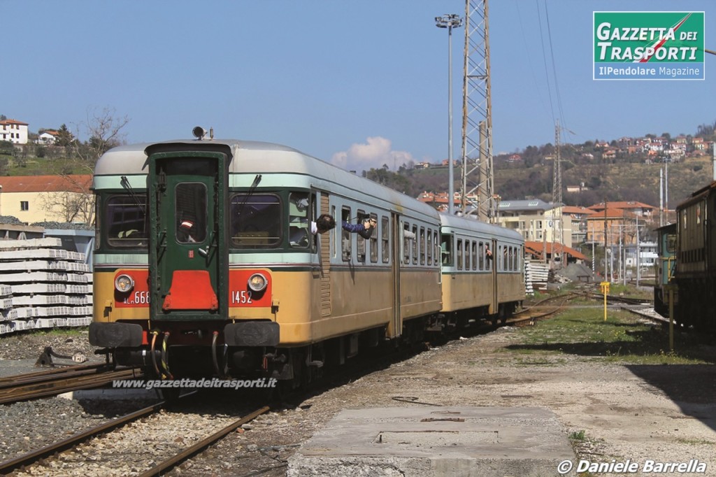 Le ALn668.1401 e 1452 di Fondazione FS hanno effettuato la spola tra la stazione di La Spezia C.Le e il DL di Migliarina - Foto Daniele Barrella